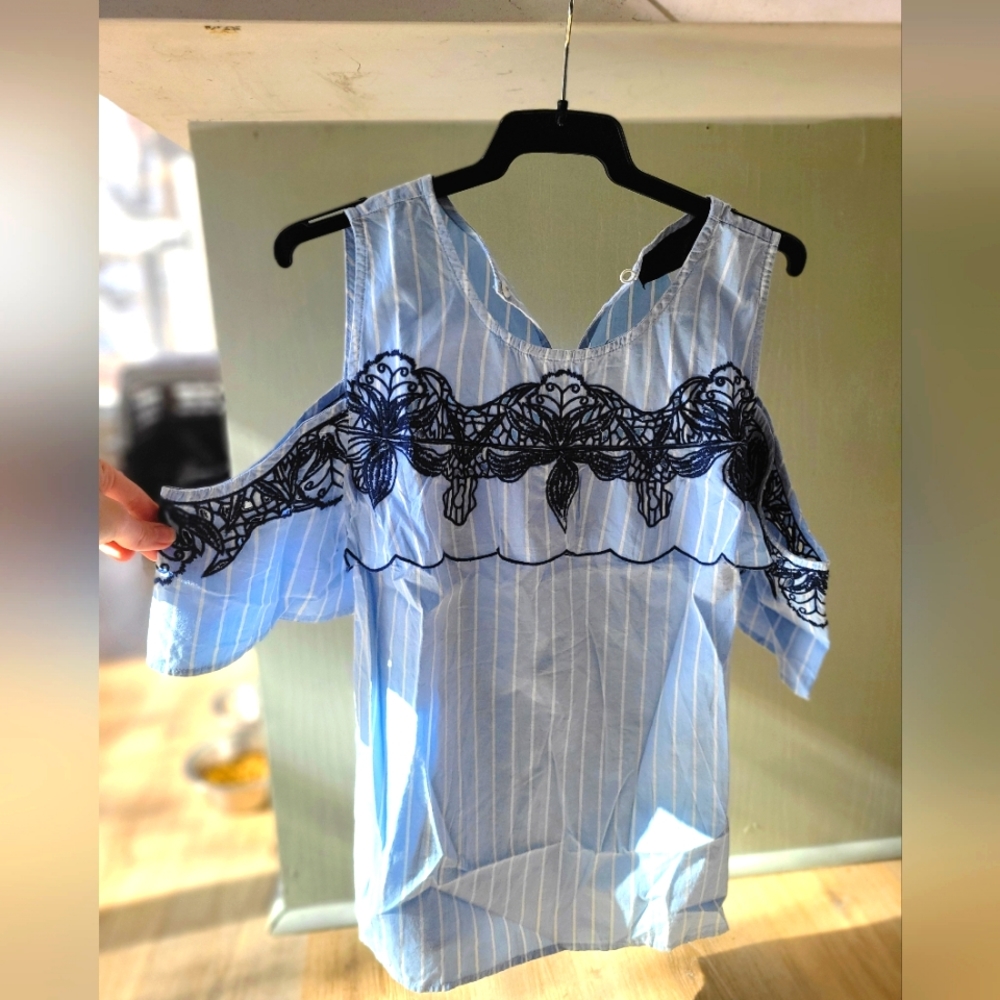 Francesca's top